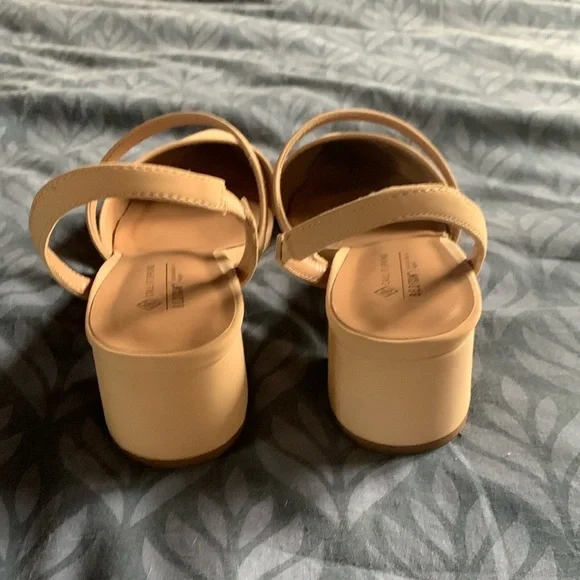 Call It Spring Cream Heels - Picture 4 of 5